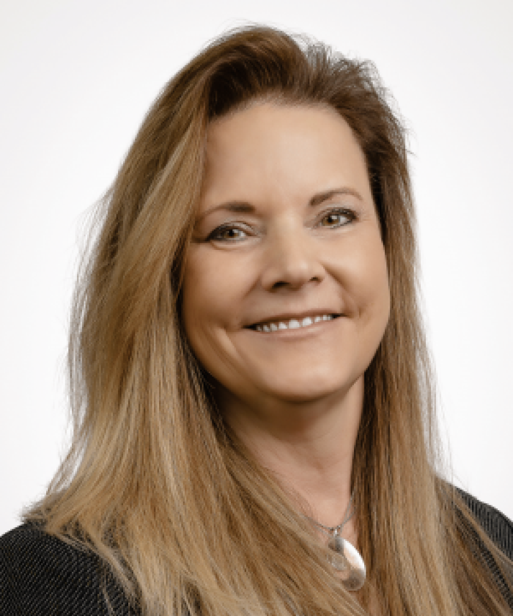 Linn Fricano headshot